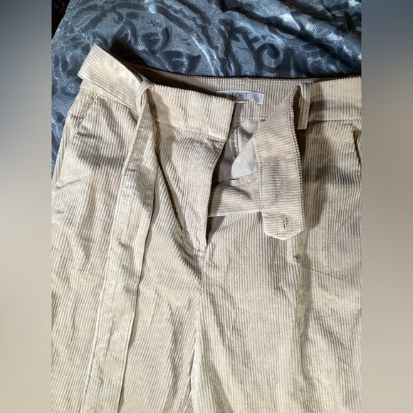 Loft Wide Leg Stretchy Corduroy Tan Pants Size 4 - Picture 10 of 12